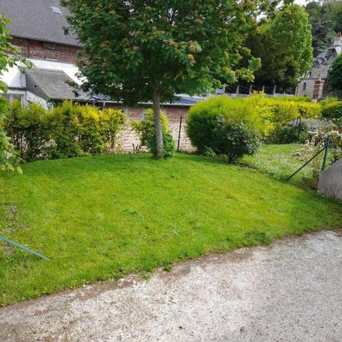 Jolie Maison Avec Jardin Honfleur Kültér fotó