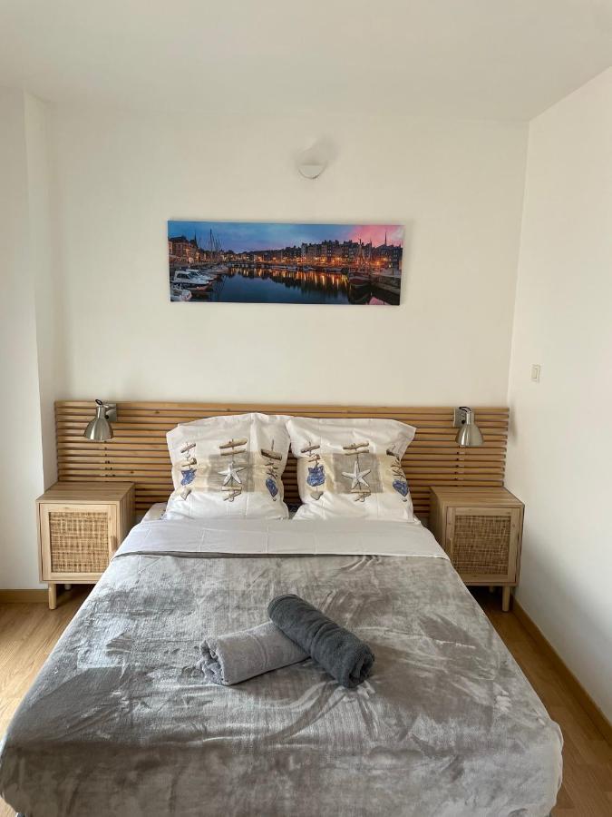 Jolie Maison Avec Jardin Honfleur Kültér fotó